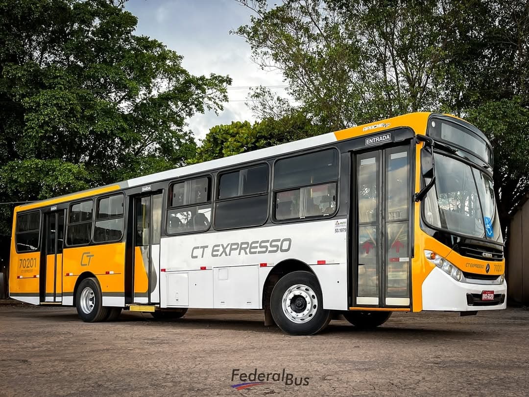 Ônibus articulado CT EXPRESSO